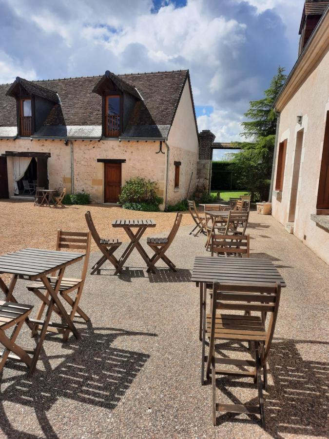 La Maison Genevier - Chambre Doreline Montreuil-en-Touraine ภายนอก รูปภาพ