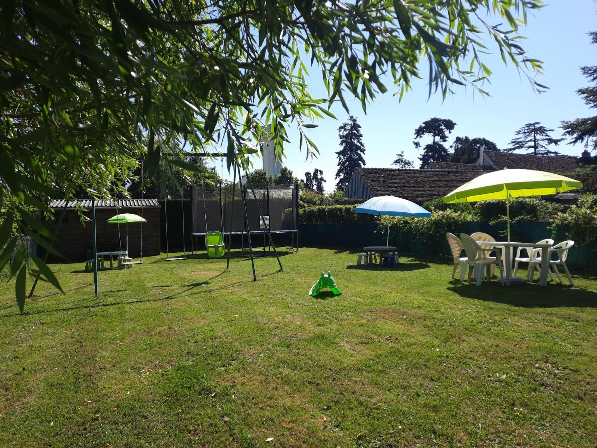 La Maison Genevier - Chambre Doreline Montreuil-en-Touraine ภายนอก รูปภาพ